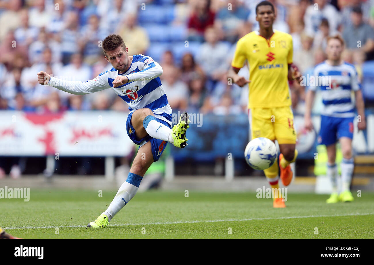 Sky Bet Championship Soccer - - Lecture v Milton Keynes Dons - Madejski Stadium Banque D'Images