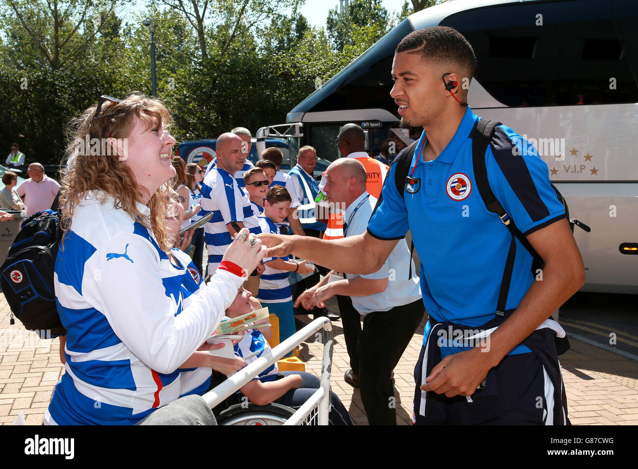 Sky Bet Championship Soccer - - Lecture v Milton Keynes Dons - Madejski Stadium Banque D'Images