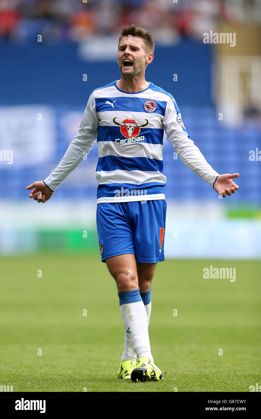 Sky Bet Championship Soccer - - Lecture v Milton Keynes Dons - Madejski Stadium Banque D'Images