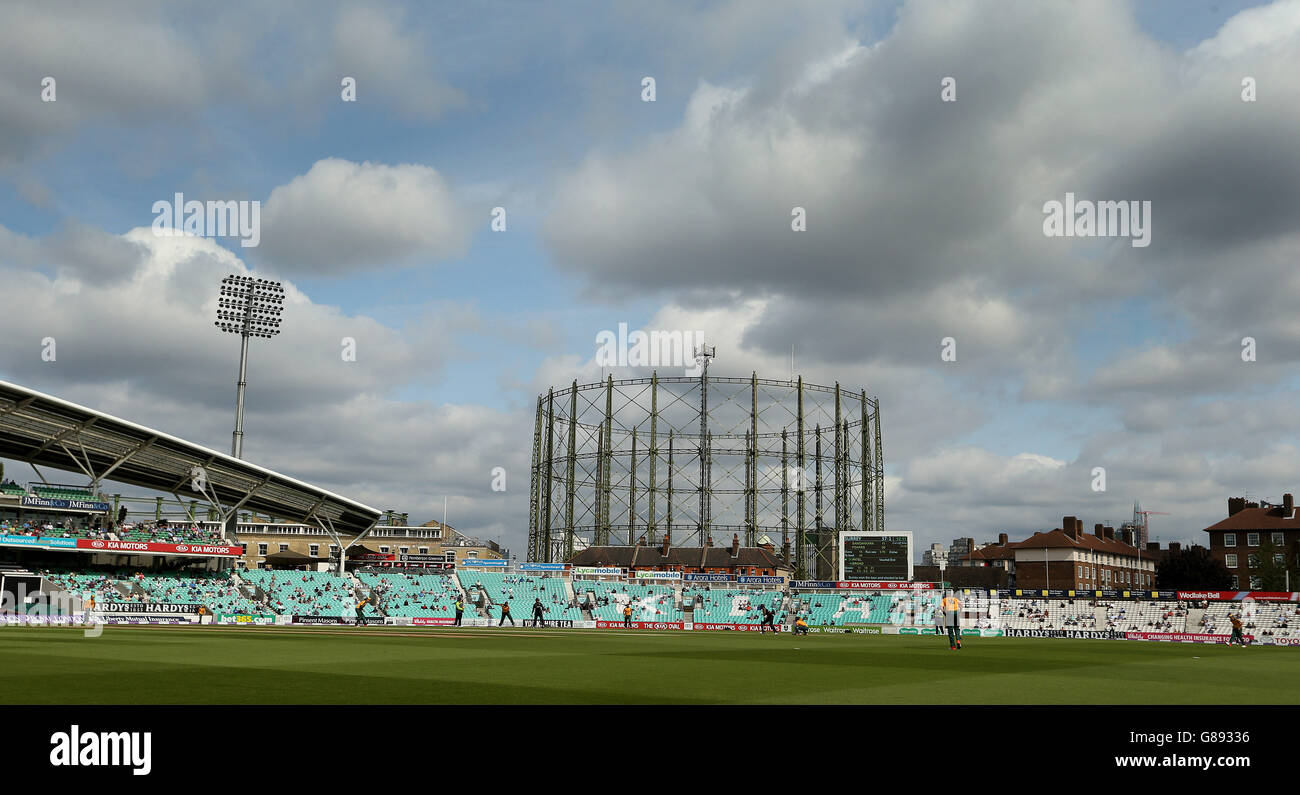 Vue générale pendant le match demi-finale de la coupe d'une journée du Royal London au Kia Oval, Londres. Banque D'Images