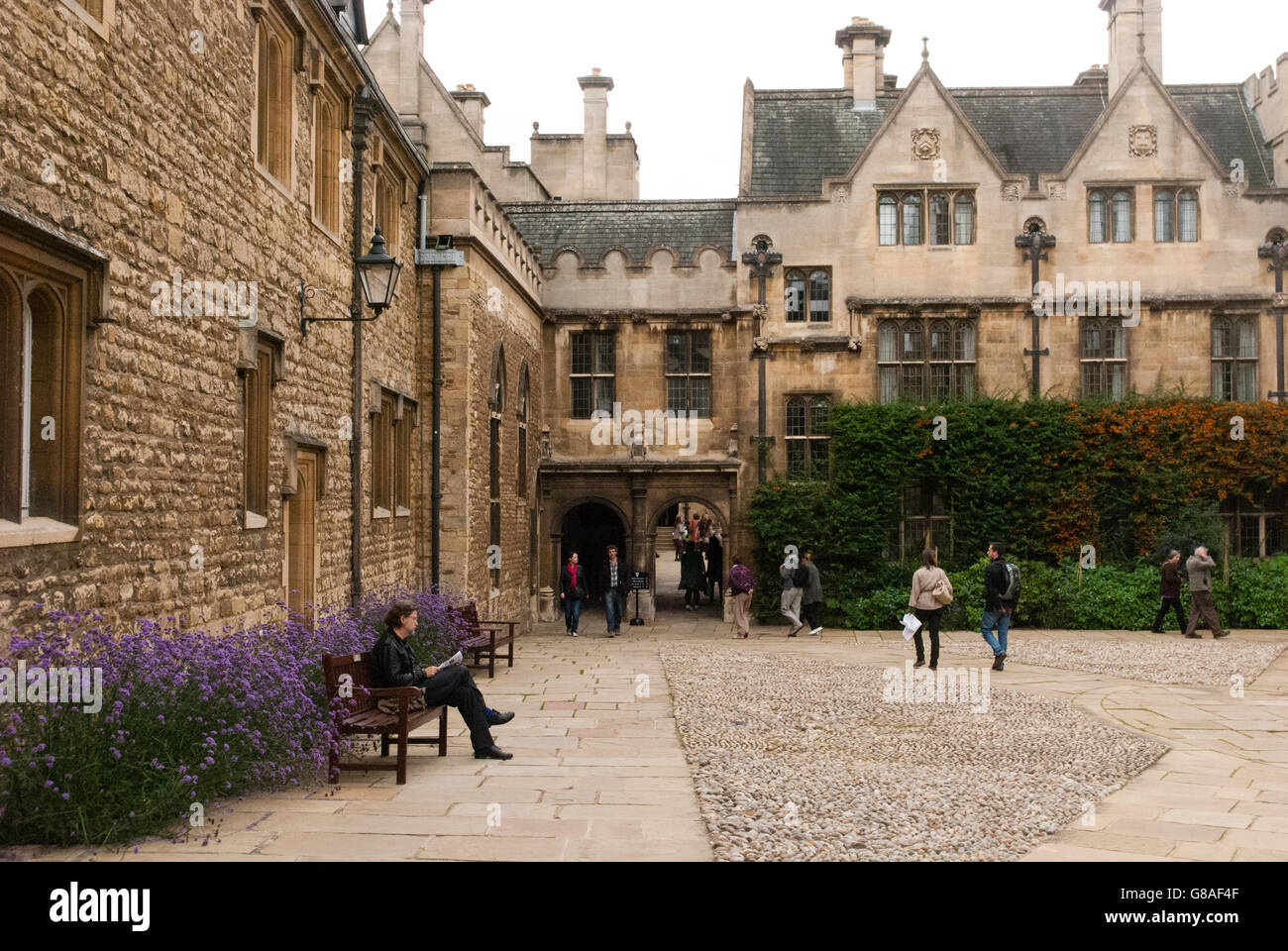 Cour intérieure de l'un des collèges d'Oxford Banque D'Images