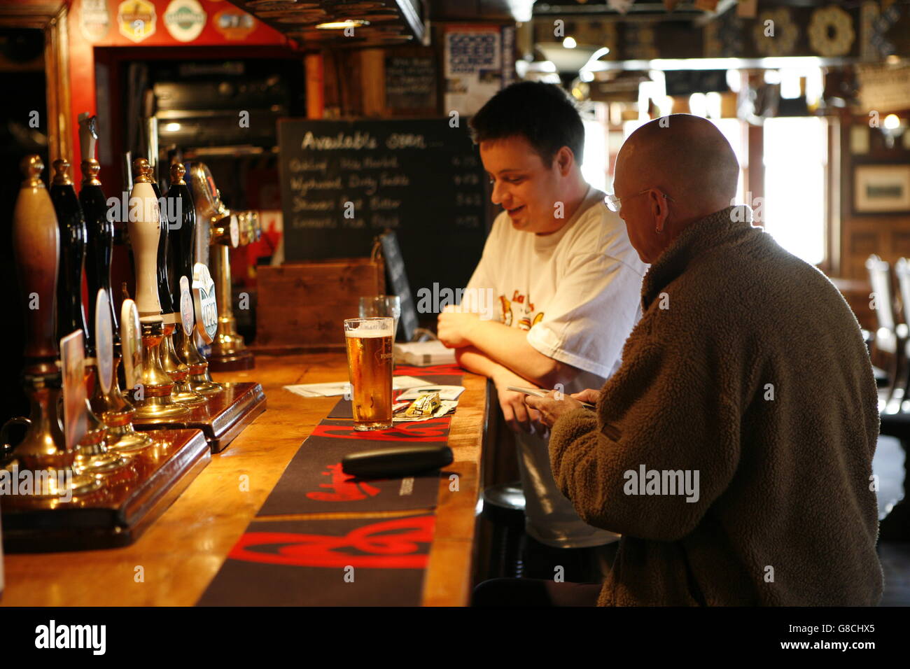 Pubs d'Oxford. L'ancien pub relieurs à Jéricho, un quartier d'Oxford. Banque D'Images