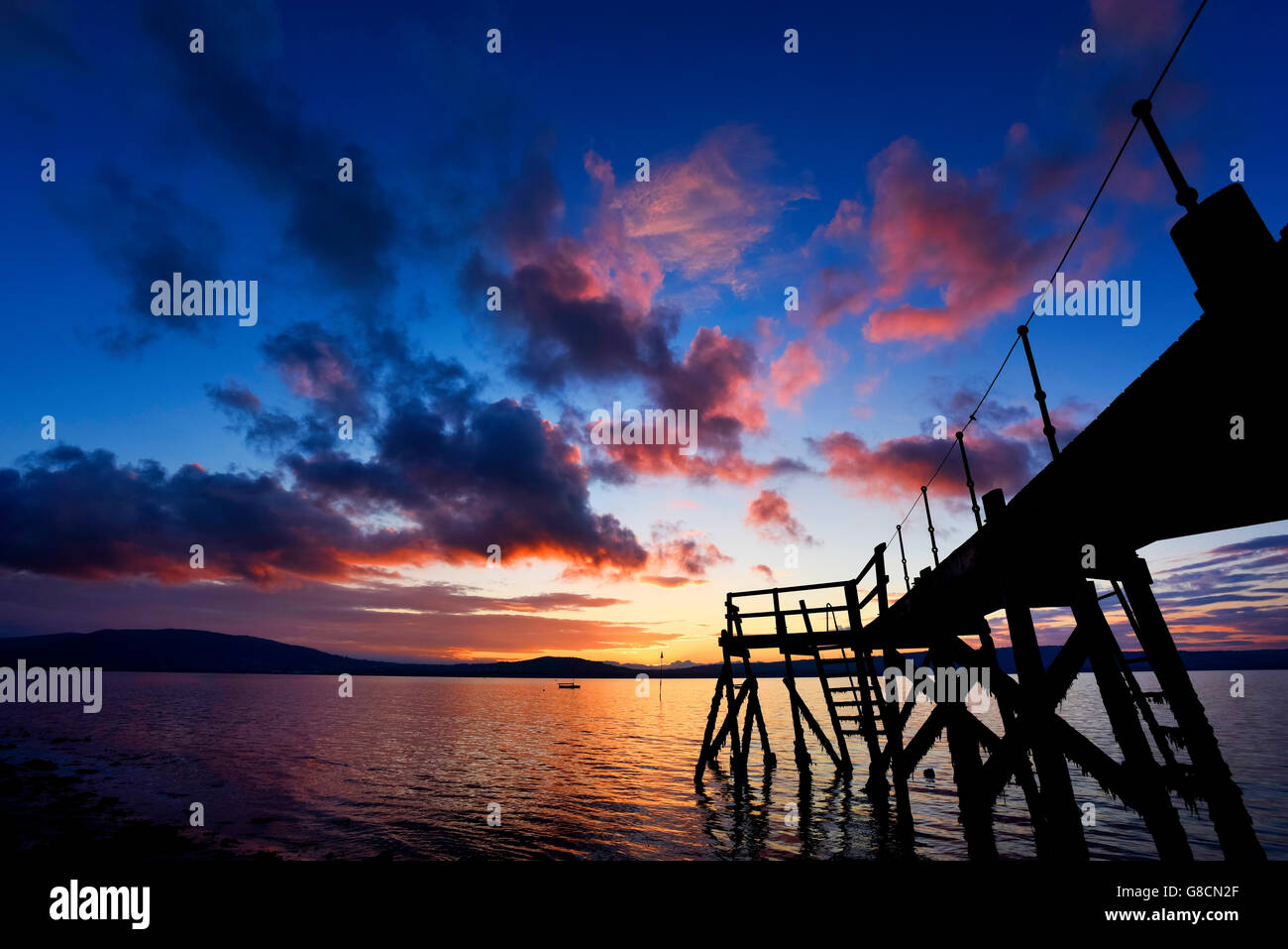 Coucher du soleil à Holywood sur le lac de Belfast en Irlande du Nord Banque D'Images