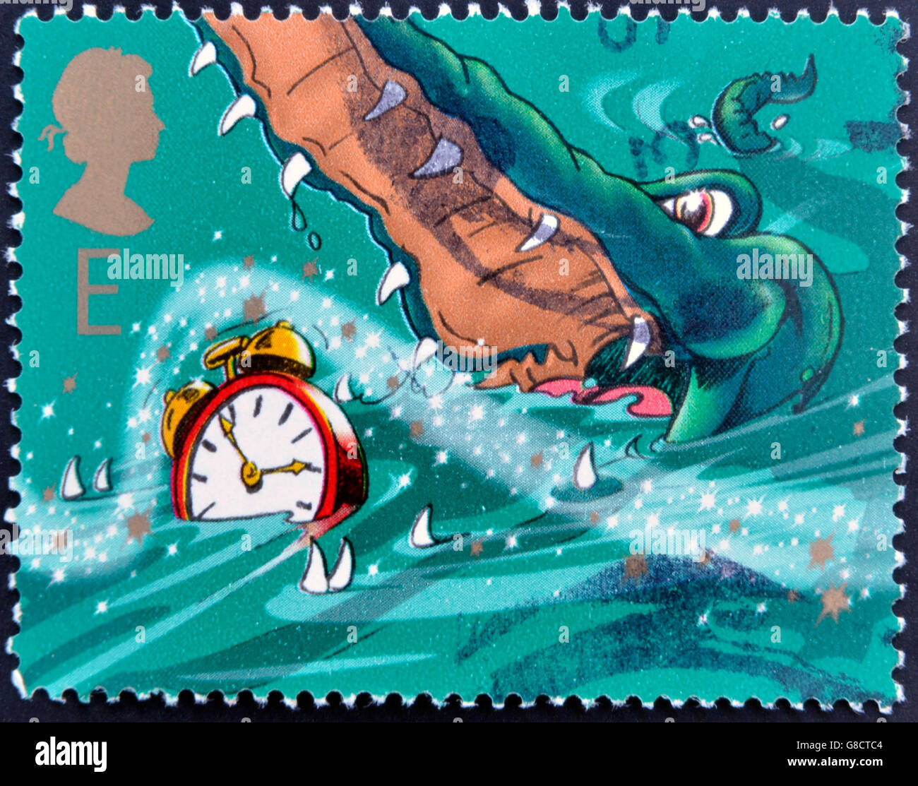 Royaume-uni - circa 2002 : timbre imprimé en Grande-Bretagne montre Crocodile et réveil. Stamp dédié à Peter Pan, cir Banque D'Images