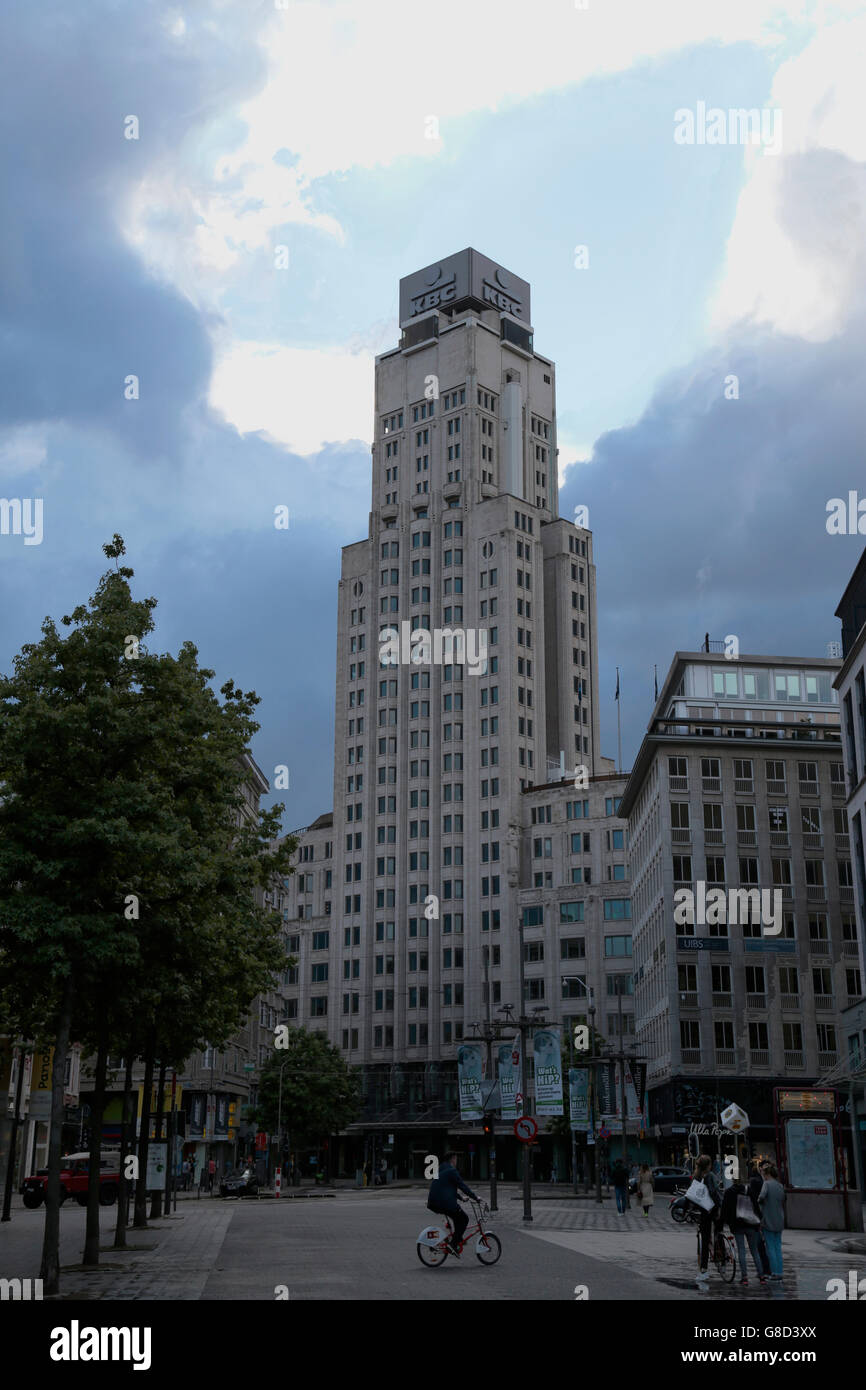 La tour KBC à Anvers en Belgique Banque D'Images