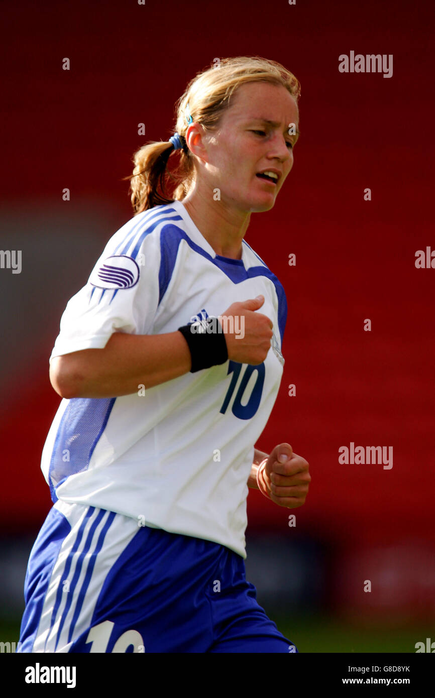 Le Football - l'UEFA European Women's Championship 2005 - Groupe A - Finlande / Danemark - Bloomfield Road Banque D'Images