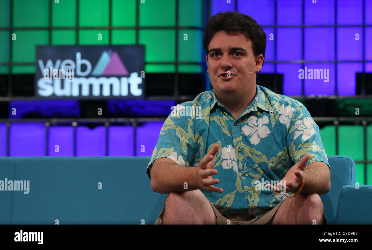 Palmer Luckey, fondateur d'Oculus VR, s'exprimant lors du Sommet Web de  trois jours au RDS à Dublin Photo Stock - Alamy