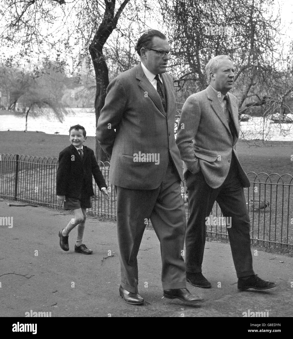 Politique - Edward Heath et Reginald Maudling - St James' Park, Londres Banque D'Images