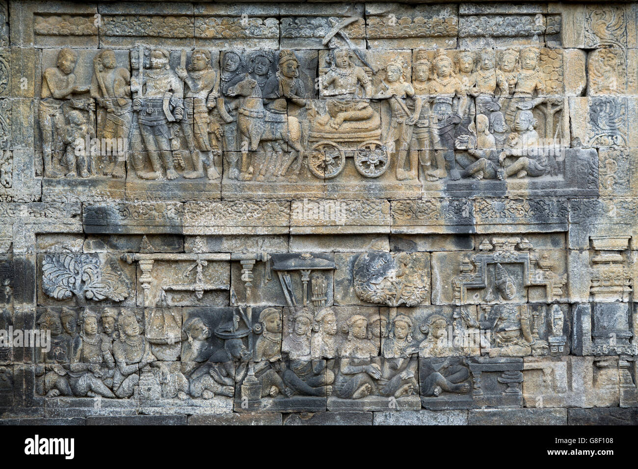 À sculptures Borobudur Site du patrimoine mondial, un 9ème siècle Temple Bouddhiste Mahayana à Magelang, Java central Banque D'Images