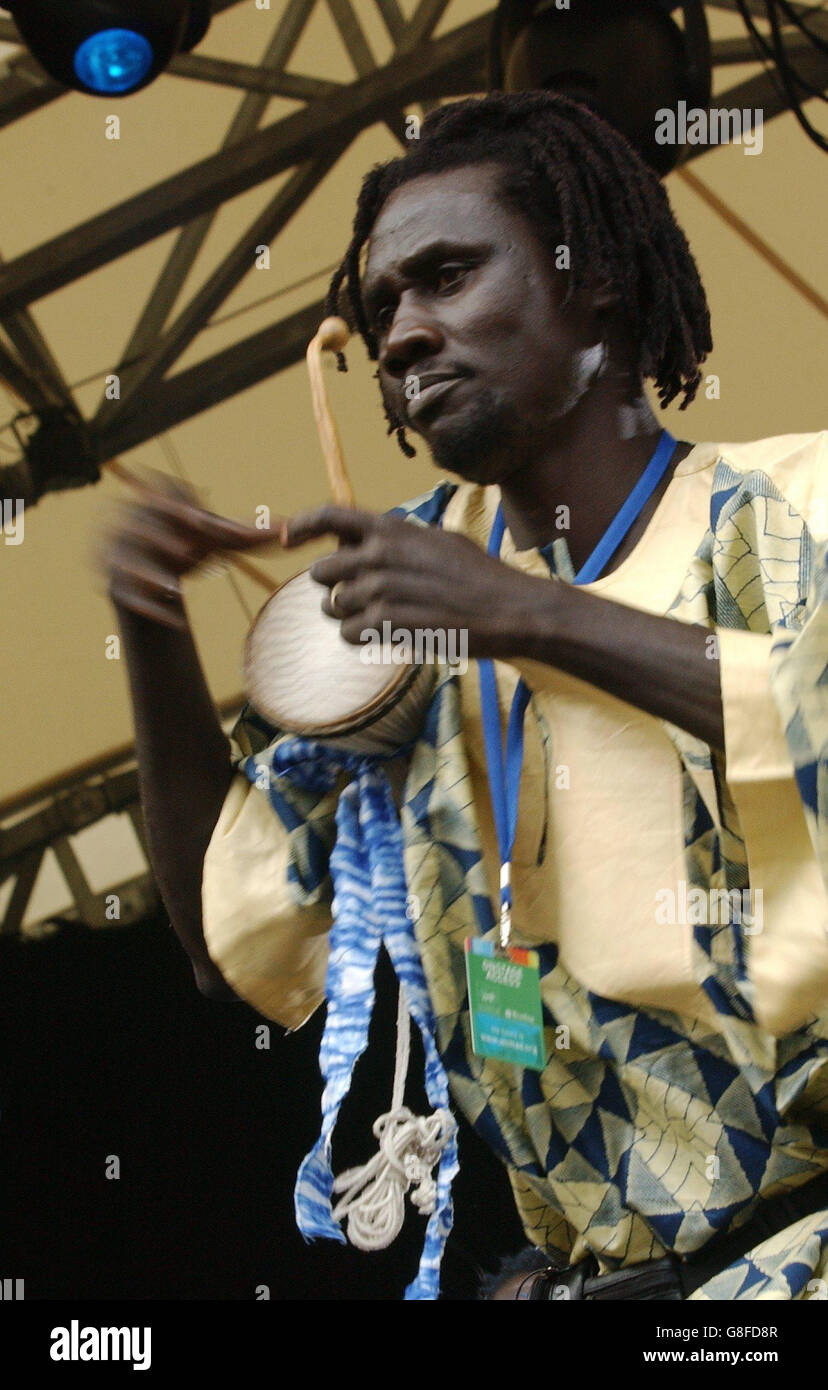 8 live concert - l'appelant l'Afrique projet Eden Banque D'Images