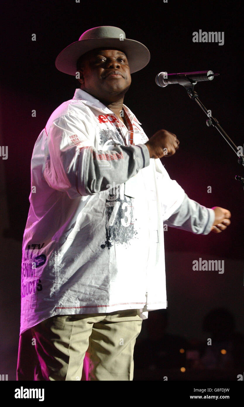 Kanda Bongo Man (en blanc), de la République démocratique du Congo. Banque D'Images