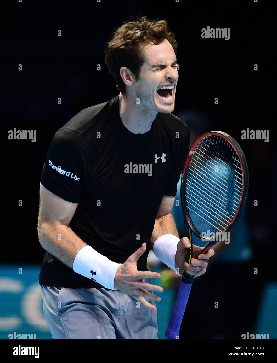 Andy Murray réagit pendant la sixième journée des finales du World Tour ATP à l'O2 Arena, Londres. APPUYEZ SUR ASSSOCIATION photo. Date de la photo : vendredi 20 novembre 2015. Voir PA Story TENNIS Londres. Le crédit photo devrait se lire comme suit : Adam Davy/PA Wire. Banque D'Images