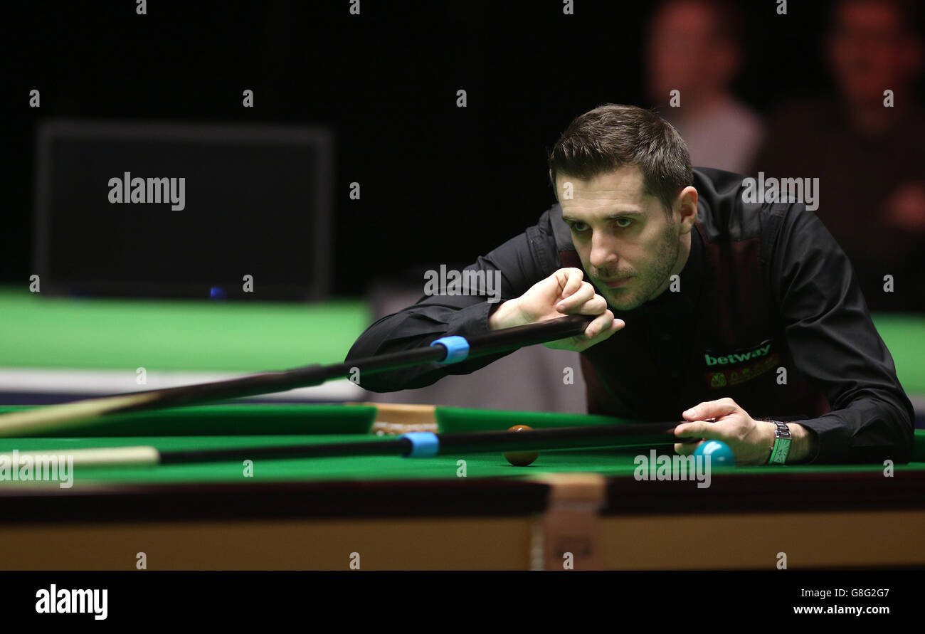 Mark Selby au cours du cinquième jour du Championnat britannique de Snooker 2015 de Betway au York Barbican, York. Banque D'Images