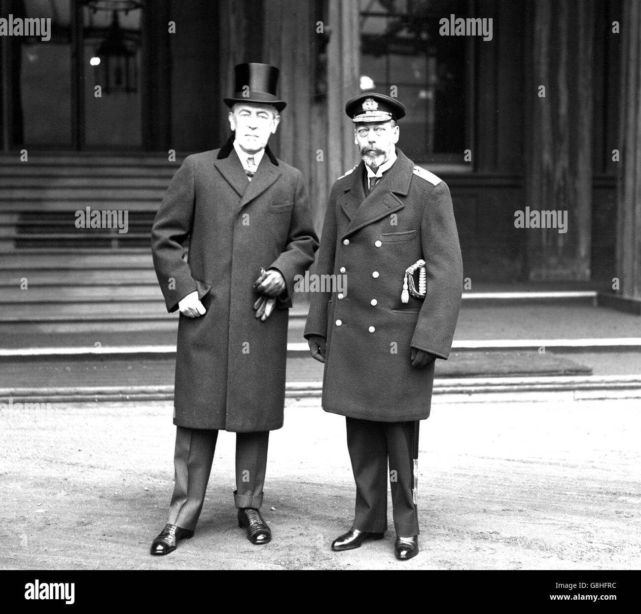 Le président Woodrow Wilson et le roi George V photographiés au palais de Buckingham. Banque D'Images Le président Woodrow Wilson et le roi George V photographiés au palais de Buckingham. Banque D'Images