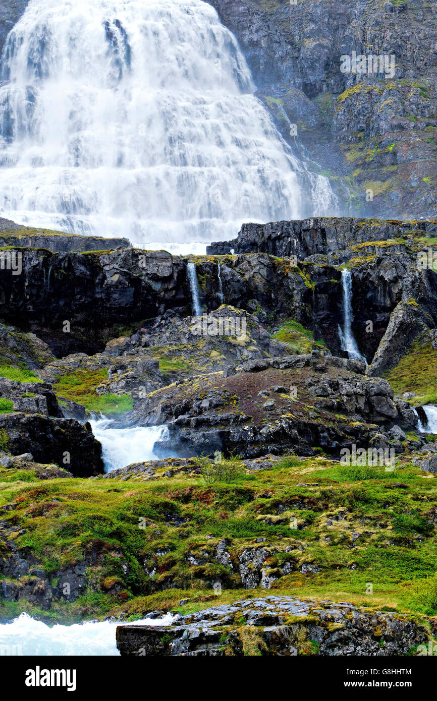 Dynjandi cascades (également connu sous le nom de Fjallfoss), Westfjords, l'Islande, l'Europe. Banque D'Images