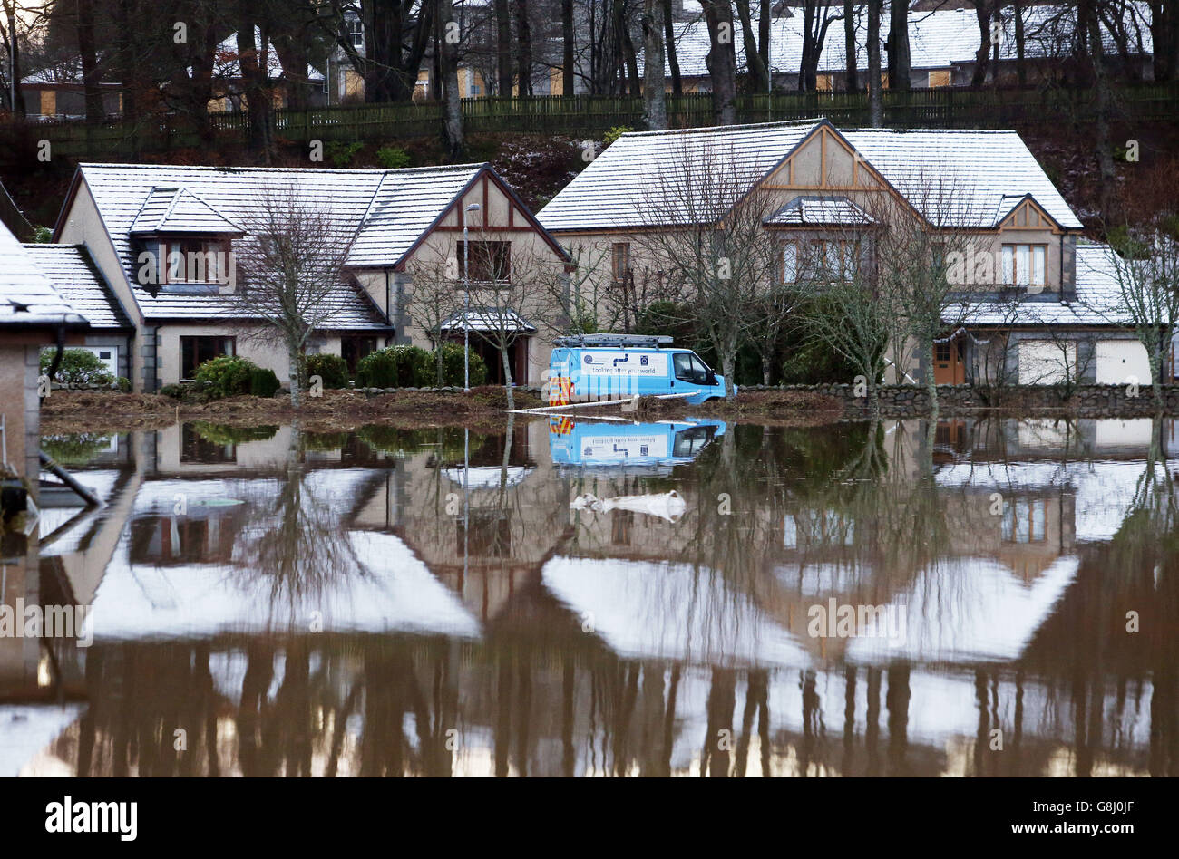 Des maisons inondées à Port Elphinstone, près d'Aberdeen, après que la rivière Don éclate ses rives. Banque D'Images