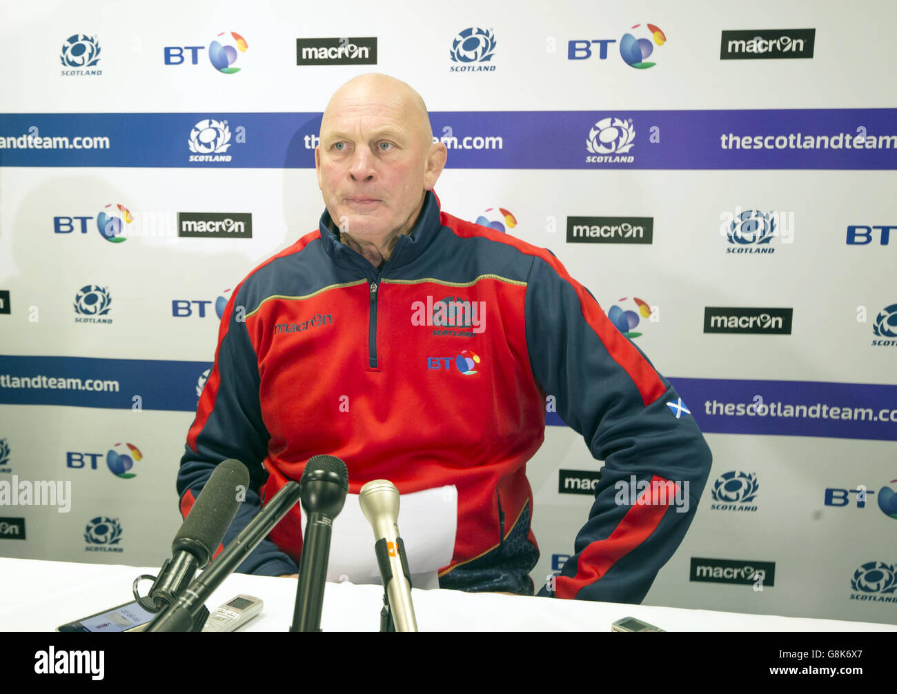 L'entraîneur-chef Vern Cotter lors de l'annonce de l'équipe d'Écosse au stade BT Murrayfield, à Édimbourg. APPUYEZ SUR ASSOCIATION photo. Date de la photo: Mardi 19 janvier 2016. Voir l'histoire de PA RUGBYU Scotland. Le crédit photo devrait se lire comme suit : Danny Lawson/PA Wire. Banque D'Images