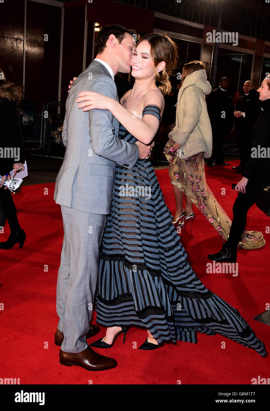 Matt Smith Et Lily James