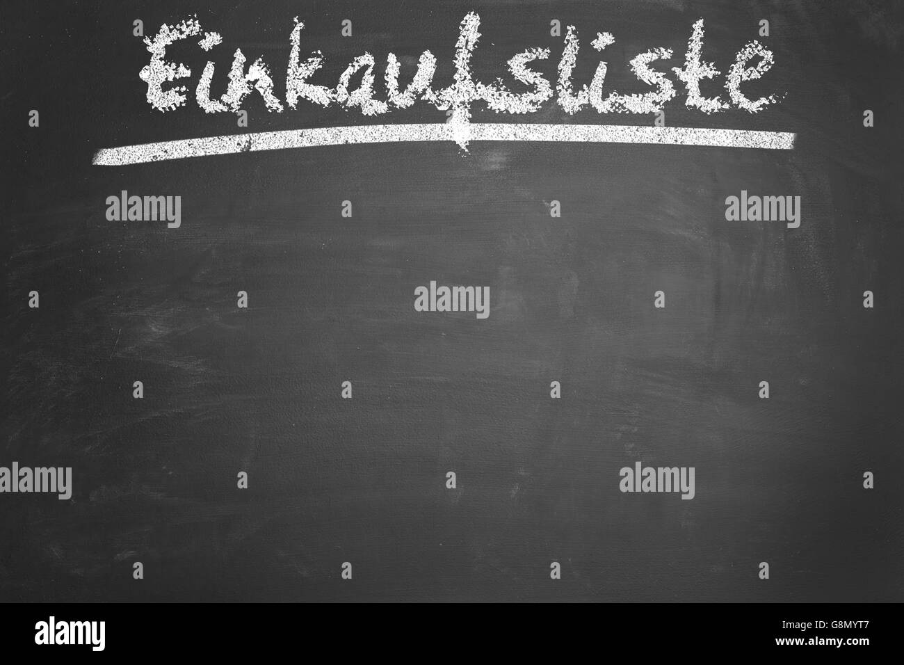 Tableau noir avec l'allemand 'expression' Einkaufsliste (liste d'achats) Banque D'Images