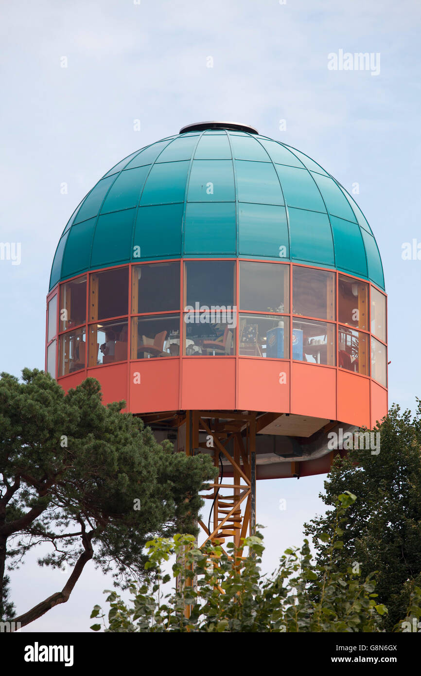 Tour d'observation, restaurant, Promenade, l'Hôtel de ville de villégiature de la mer Baltique, l'île de Usedom de Zinnowitz, Mecklembourg-Poméranie-Occidentale Banque D'Images