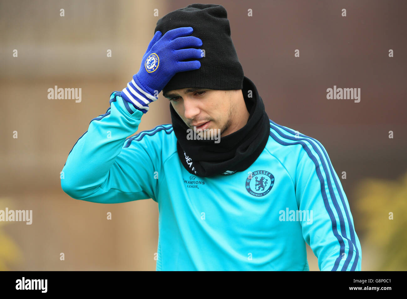 Oscar de Chelsea lors d'une séance d'entraînement au terrain d'entraînement du Chelsea FC, Stoke d'Abernon. Banque D'Images Oscar de Chelsea lors d'une séance d'entraînement au terrain d'entraînement du Chelsea FC, Stoke d'Abernon. Banque D'Images