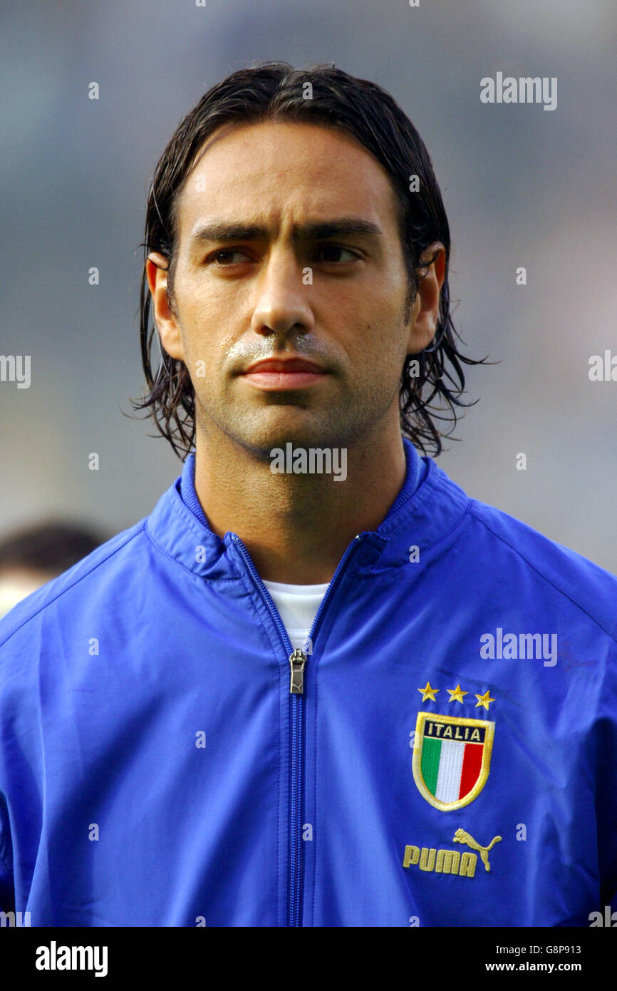 Football - coupe du monde de la FIFA 2006 qualificateur - Groupe 5 - Ecosse / Italie - Hampden Park. Alessandro Nesta, Italie Banque D'Images