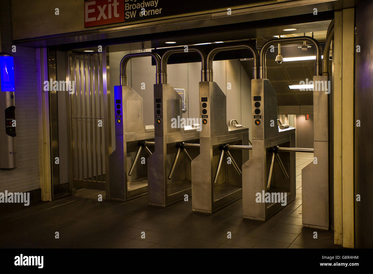 Point d'accès à la station de métro à new york Banque D'Images