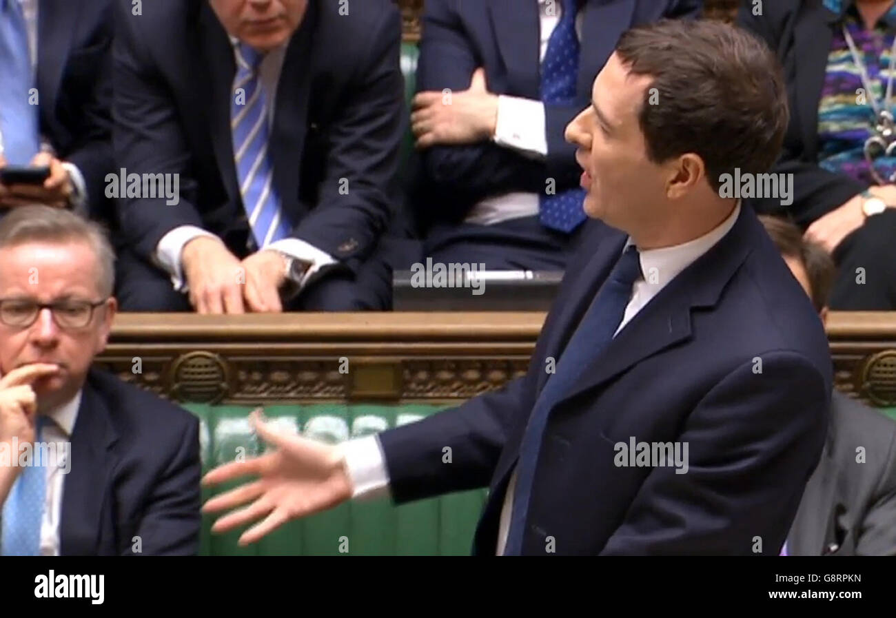 Le chancelier George Osborne prend la parole à la Chambre des communes, à Londres, le dernier jour du débat sur le budget. Banque D'Images