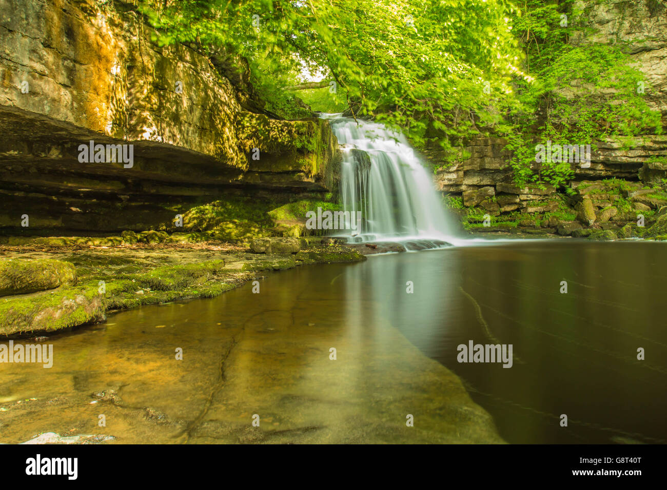Cascade de West Burton également connu sous le nom de chaudron falls Banque D'Images