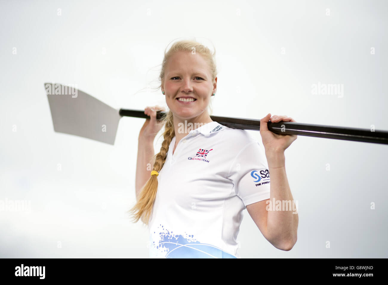 Polly Swann lors de l'annonce de l'équipe des Championnats d'Europe d'aviron au Centre national d'aviron de Caversham. Banque D'Images