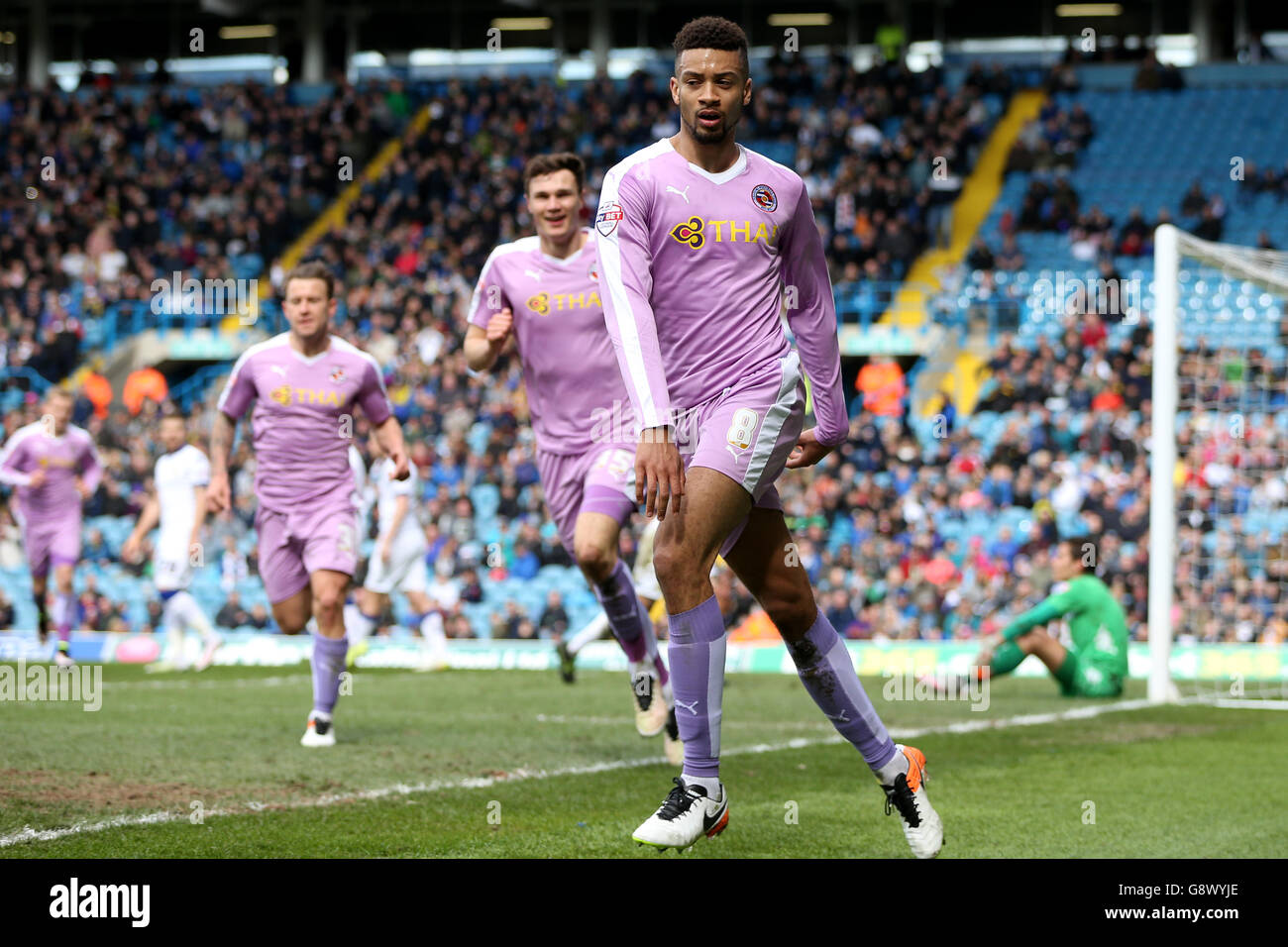 Leeds United v Reading - Sky Bet Championship - Elland Road.Michael Hector, de Reading, célèbre le premier but du match de son côté Banque D'Images