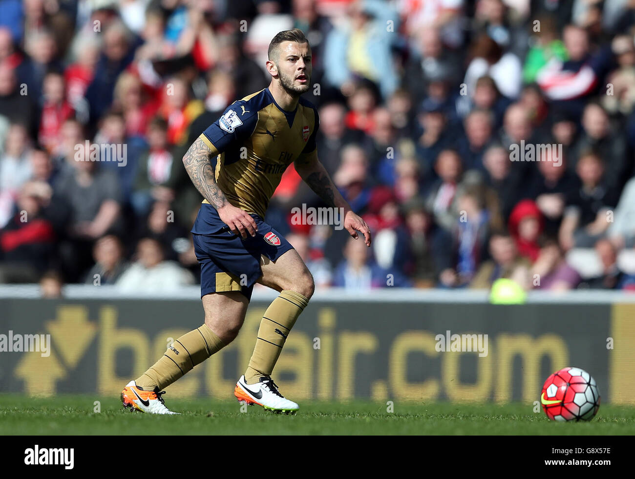 Jack Wilshere d'Arsenal pendant le match de la Barclays Premier League au stade de Light, Sunderland. APPUYEZ SUR ASSOCIATION photo. Date de la photo: Dimanche 24 avril 2016. Voir PA Story FOOTBALL Sunderland. Le crédit photo devrait se lire comme suit : Scott Hepell/PA Wire. RESTRICTIONS: . Aucune utilisation avec des fichiers audio, vidéo, données, listes de présentoirs, logos de clubs/ligue ou services « en direct » non autorisés. Banque D'Images