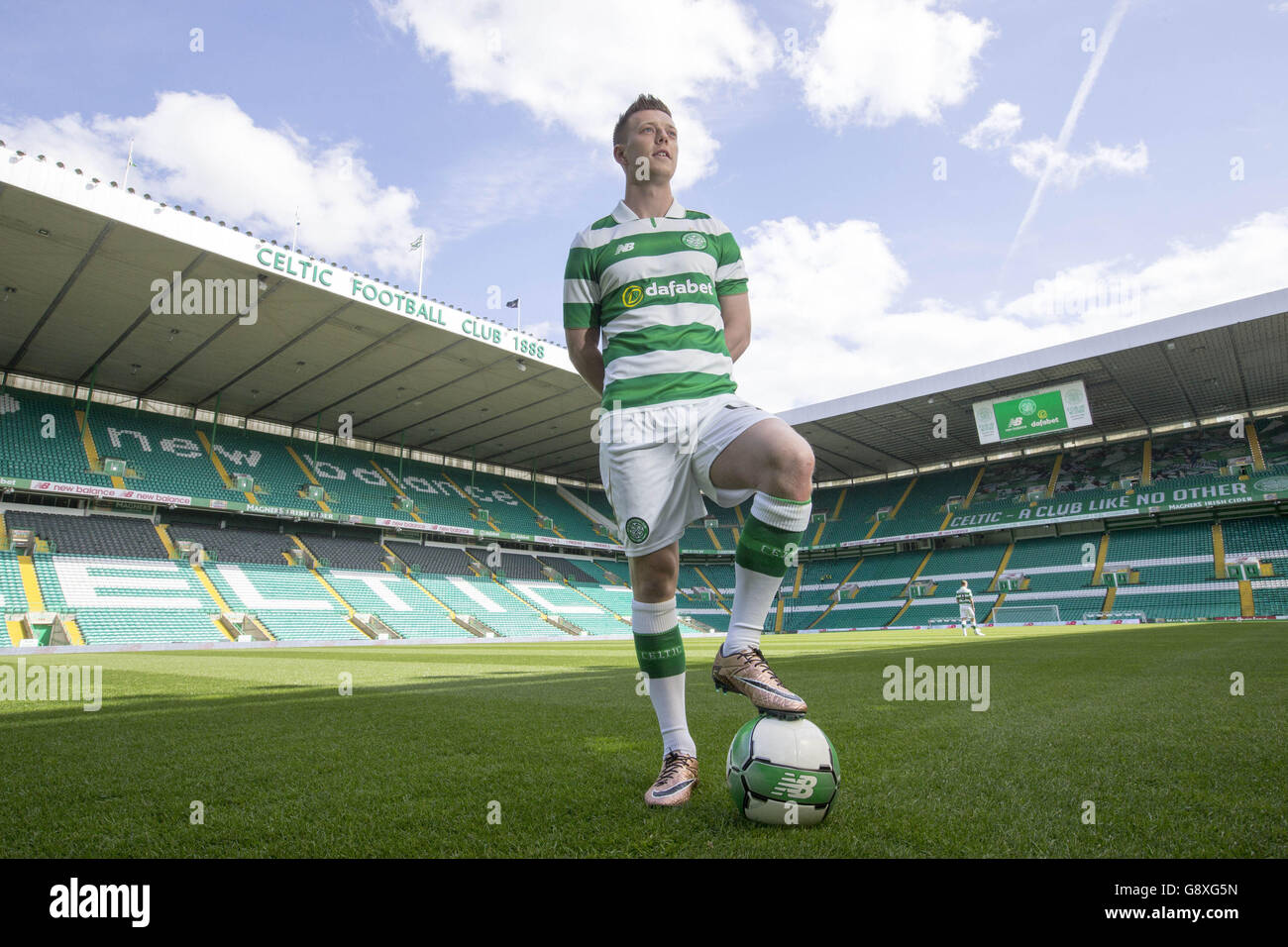 Lancement d'un nouveau kit celtique avec Callum McGregor lors d'un photocall au Celtic Park, Glasgow. Banque D'Images
