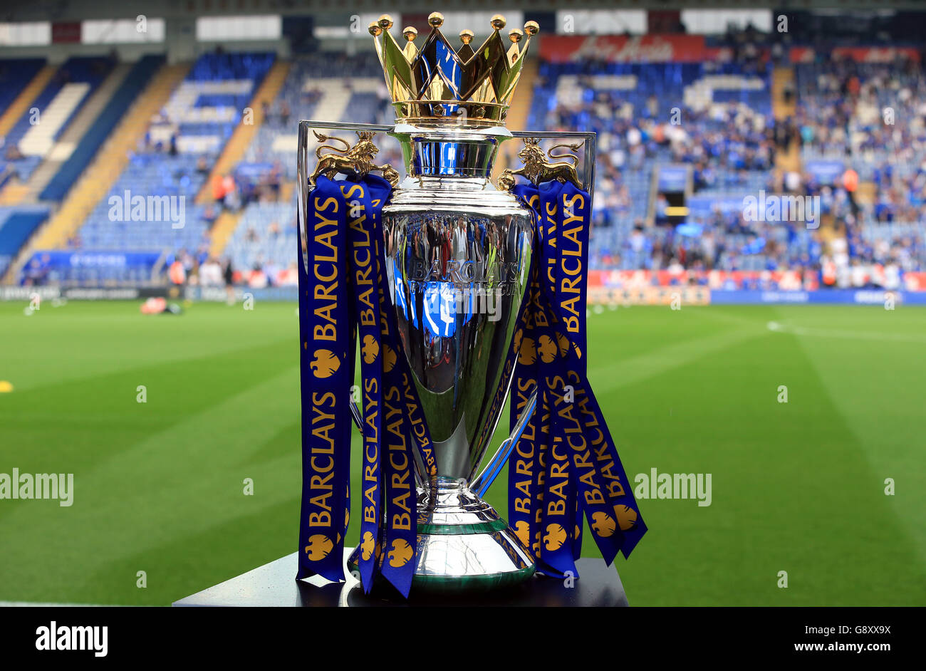 Trophée Barclays Premier League avant le match de la Barclays Premier League au King Power Stadium de Leicester. Banque D'Images