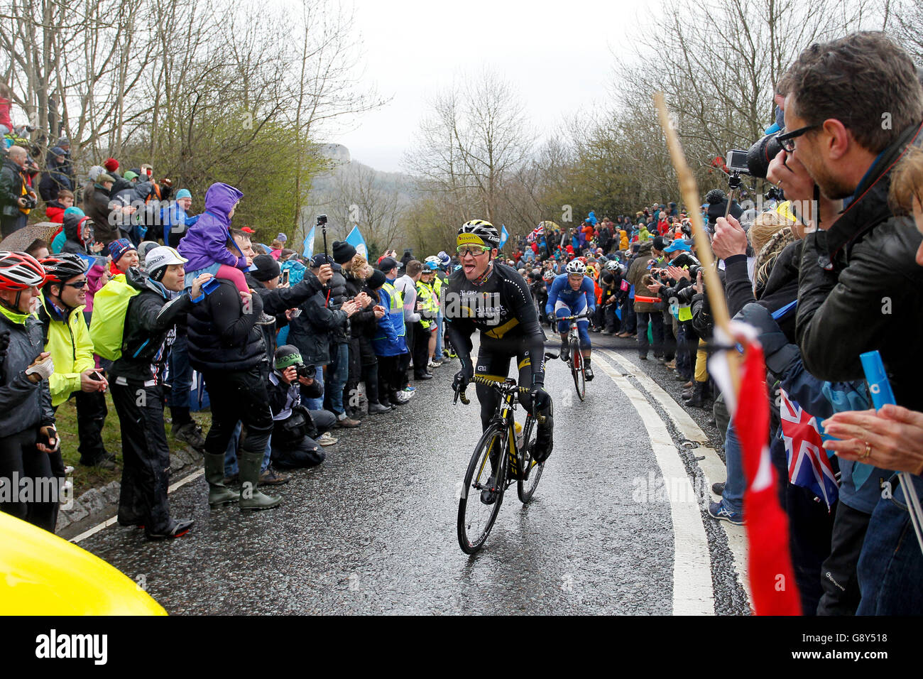 Thomas Voeckler de Pro-Direct Energie monte sur Sutton Bank pendant la troisième étape du Tour de Yorkshire. Banque D'Images