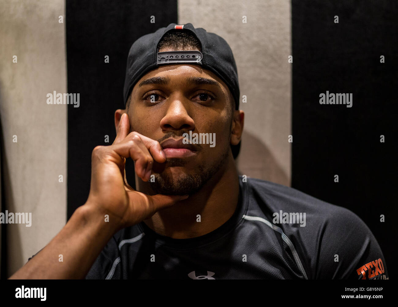 Anthony Josué v Dominic Breazeale Conférence de presse - Hilton Syon Park Banque D'Images