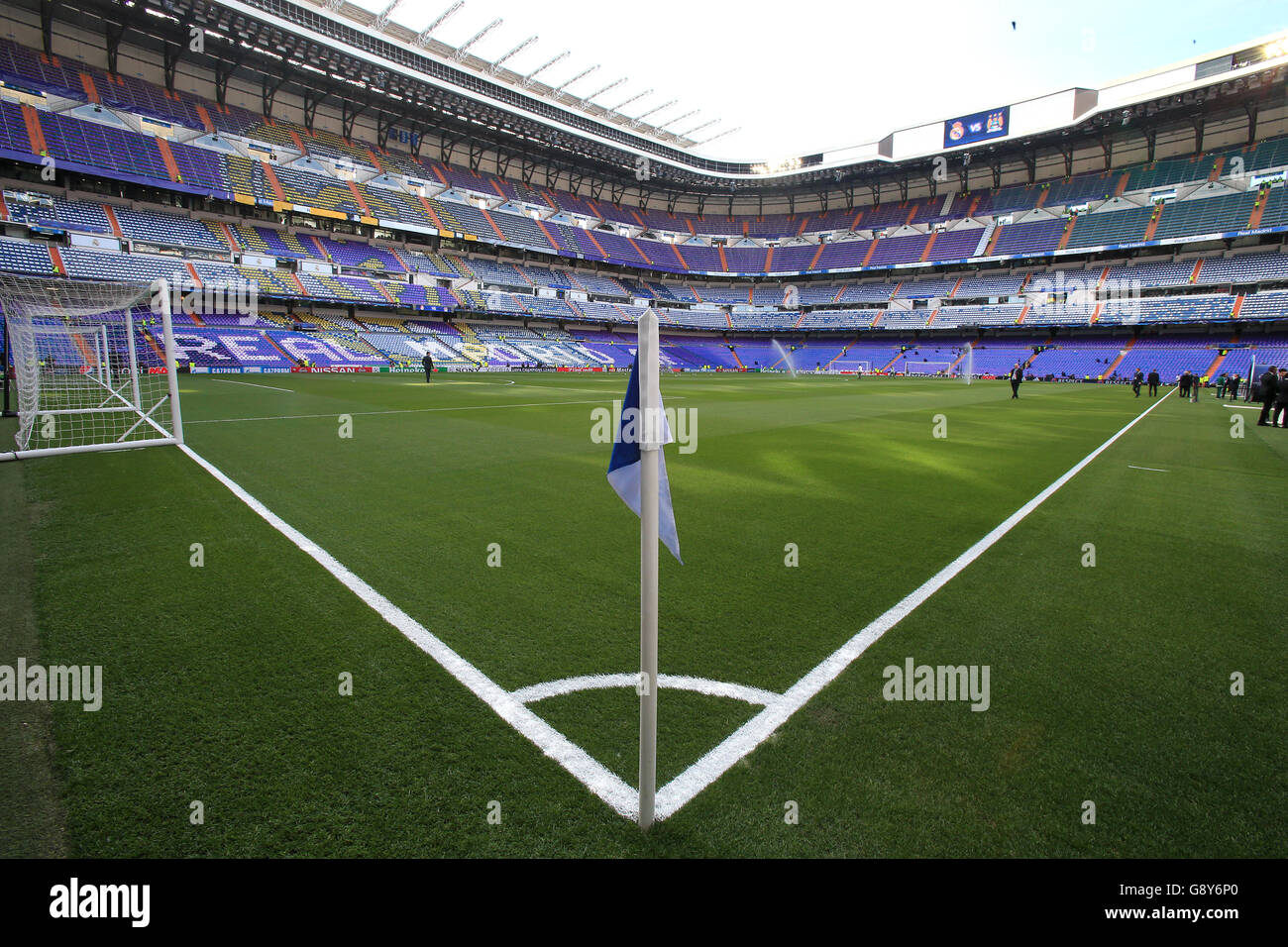 Vue générale du stade avant la demi-finale de la Ligue des champions de l'UEFA, deuxième étape du match à Santiago Bernabeu, Madrid. Banque D'Images