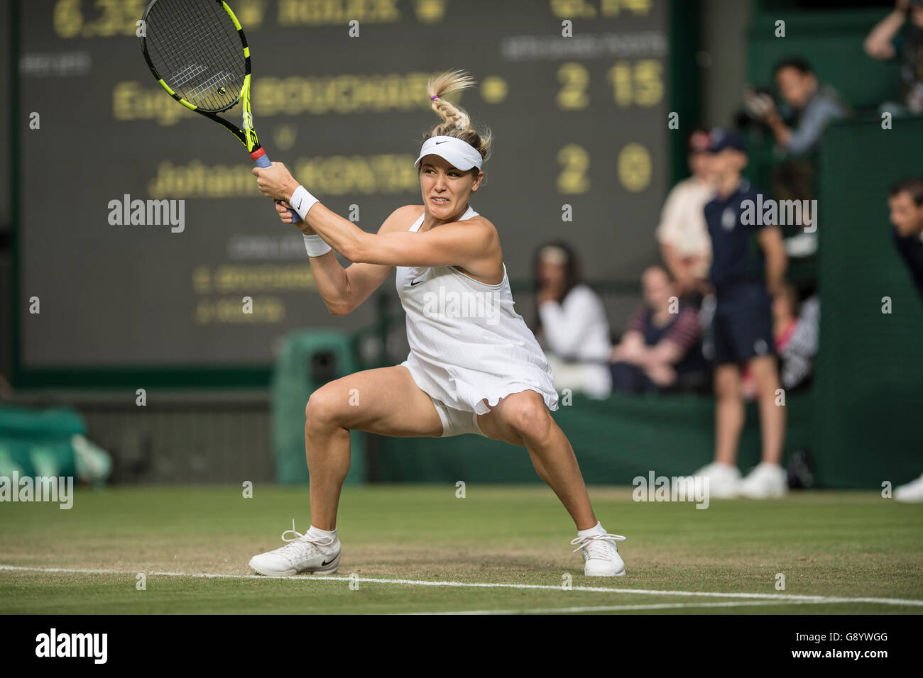 Londres, Royaume-Uni. 30 Juin, 2016. Le Wimbledon Tennis Championships 2016 tenue à l'All England Lawn Tennis et croquet Club, Londres, Angleterre, Royaume-Uni. Eugénie Bouchard (CAN) v Johanna Konta (GBR) [16] sur le Court central. Sur la photo :- Eugénie Bouchard. Credit : Duncan Grove/Alamy Live News Banque D'Images