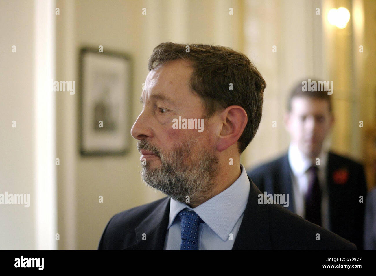 David Blunkett quitte l'Association de la presse étrangère après avoir prononcé son discours de démission, le mercredi 2 novembre 2005. L'ancien ministre du travail et des pensions a démissionné du cabinet pour la deuxième fois en un an. Voir PA Story POLITICS Blunkett. APPUYEZ SUR ASSOCIATION photo. Le crédit photo devrait se lire: Chris Young/PA Banque D'Images