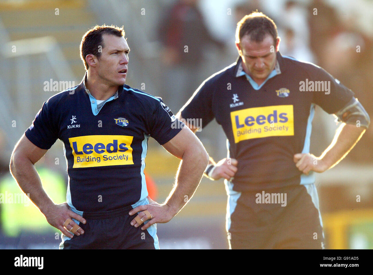 Andre Snyman et Chris Murphy de Leeds Tykes ont été abattus Banque D'Images