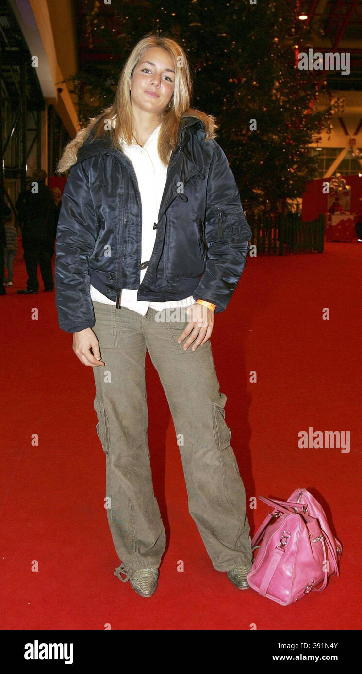 Lady Isabella Hervey assiste à la soirée des célébrités à 'Santa Land', tandis que le centre d'exposition Earls court est transformé en un parc à thème festif magique, Earls court 2, West London, mercredi 7 novembre 2005. APPUYEZ SUR ASSOCIATION photo. Le crédit photo devrait se lire: Jane Mingay/PA Banque D'Images