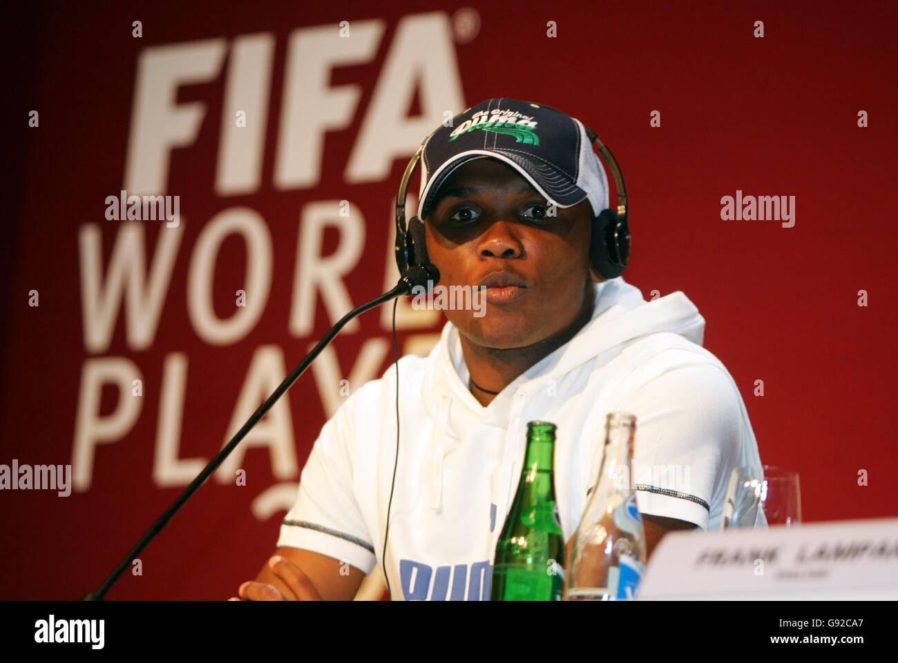 Samuel ETO'o de Barcelone à la conférence de presse en amont de la Prix World Player of the Year Banque D'Images