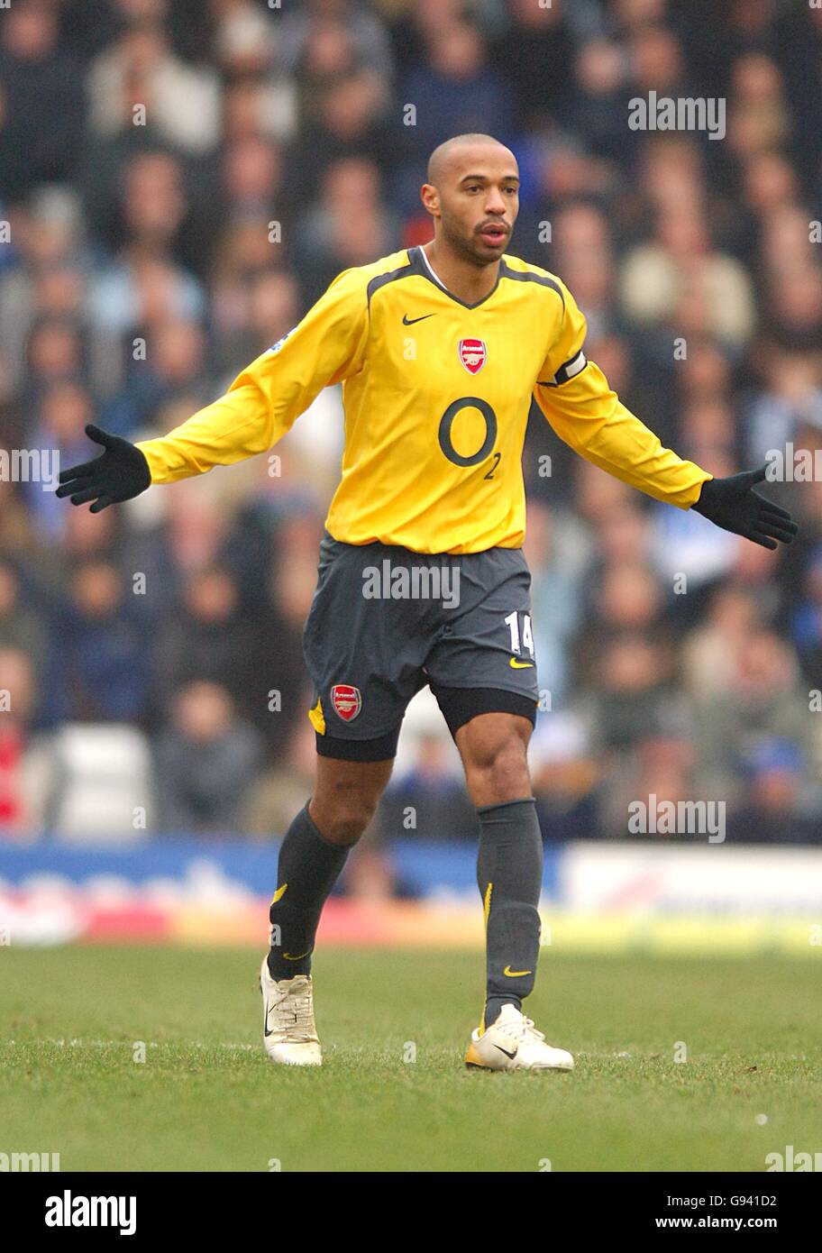 Soccer - FA Barclays Premiership - Birmingham City / Arsenal - St Andrews. Thierry Henry d'Arsenal Banque D'Images