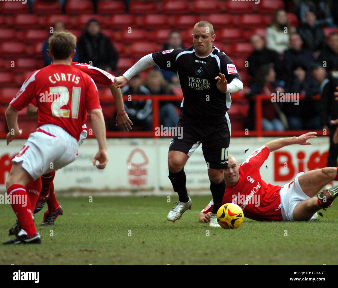 Football - Coca-Cola football League One - Nottingham Forest / Swansea City - City Ground.Lee trundle de Swansea City en action Banque D'Images