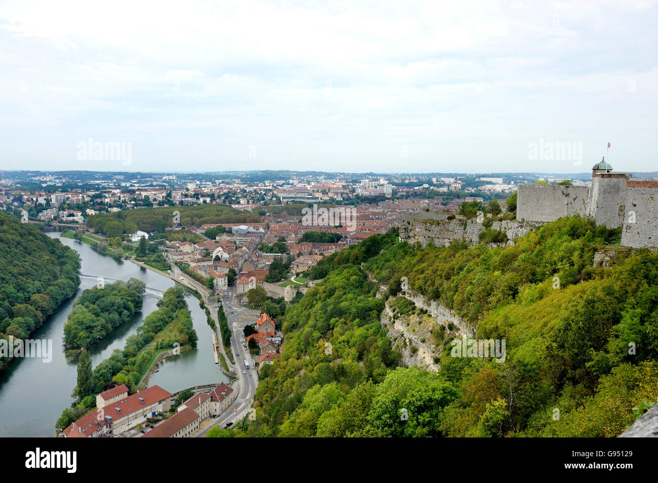 Besançon est la capitale si la région en France et se