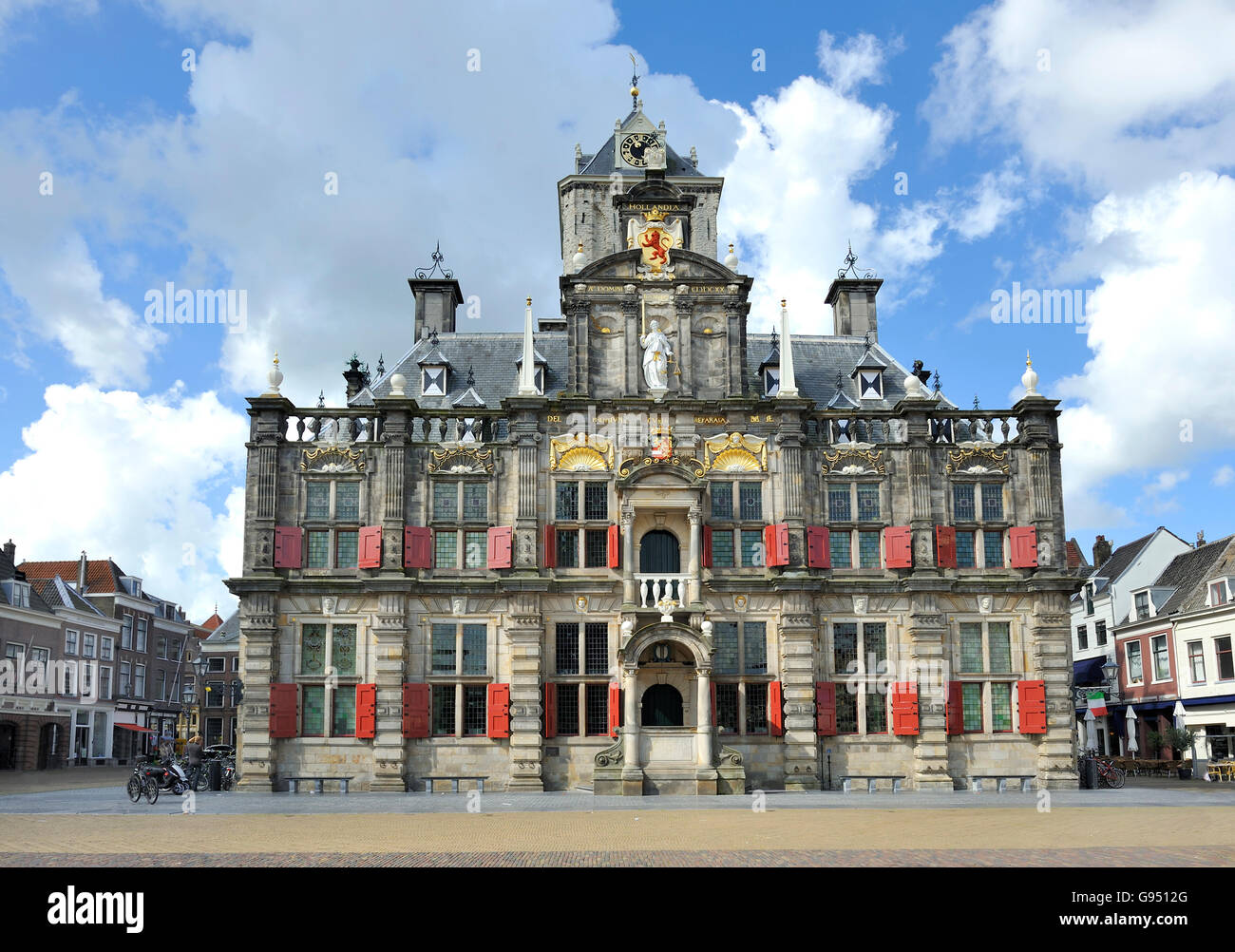 Hôtel de ville sur la place du marché à Delft, Pays-Bas Photo Stock - Alamy