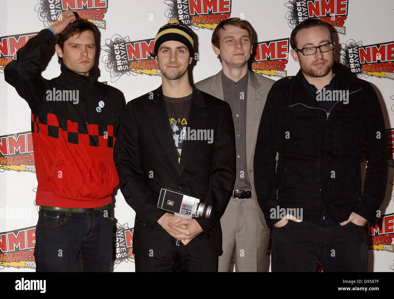 Maximo Park arrivez pour les NME Awards 2006, au Hammersmith Palais, à l'ouest de Londres, le jeudi 23 février 2006. Voir PA Story SHOWBIZ NME. APPUYEZ SUR ASSOCIATION photo. Le crédit photo devrait se lire comme suit : Yui Mok/PA Banque D'Images