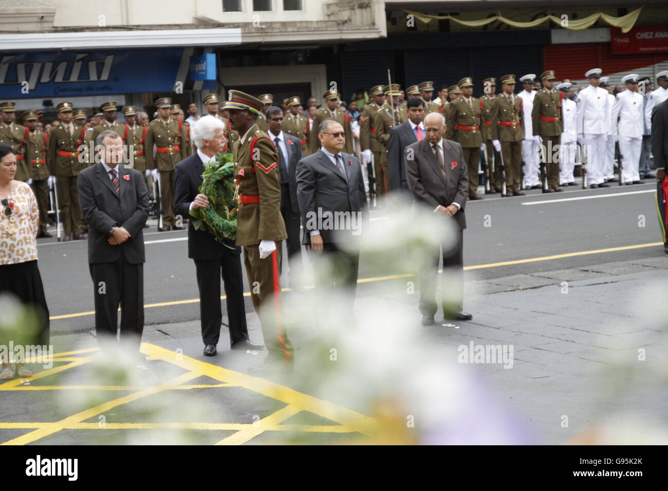 Armistice, soldats ont participé à la première guerre mondiale 2, cérémonie annuelle, à partir de la France, saluée par Navin Ramgoolam ex premier ministre Banque D'Images