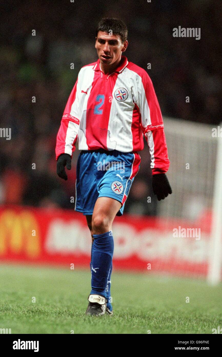 Football - amical - Irlande / Paraguay. Jorge Valdez, Paraguay Banque D'Images