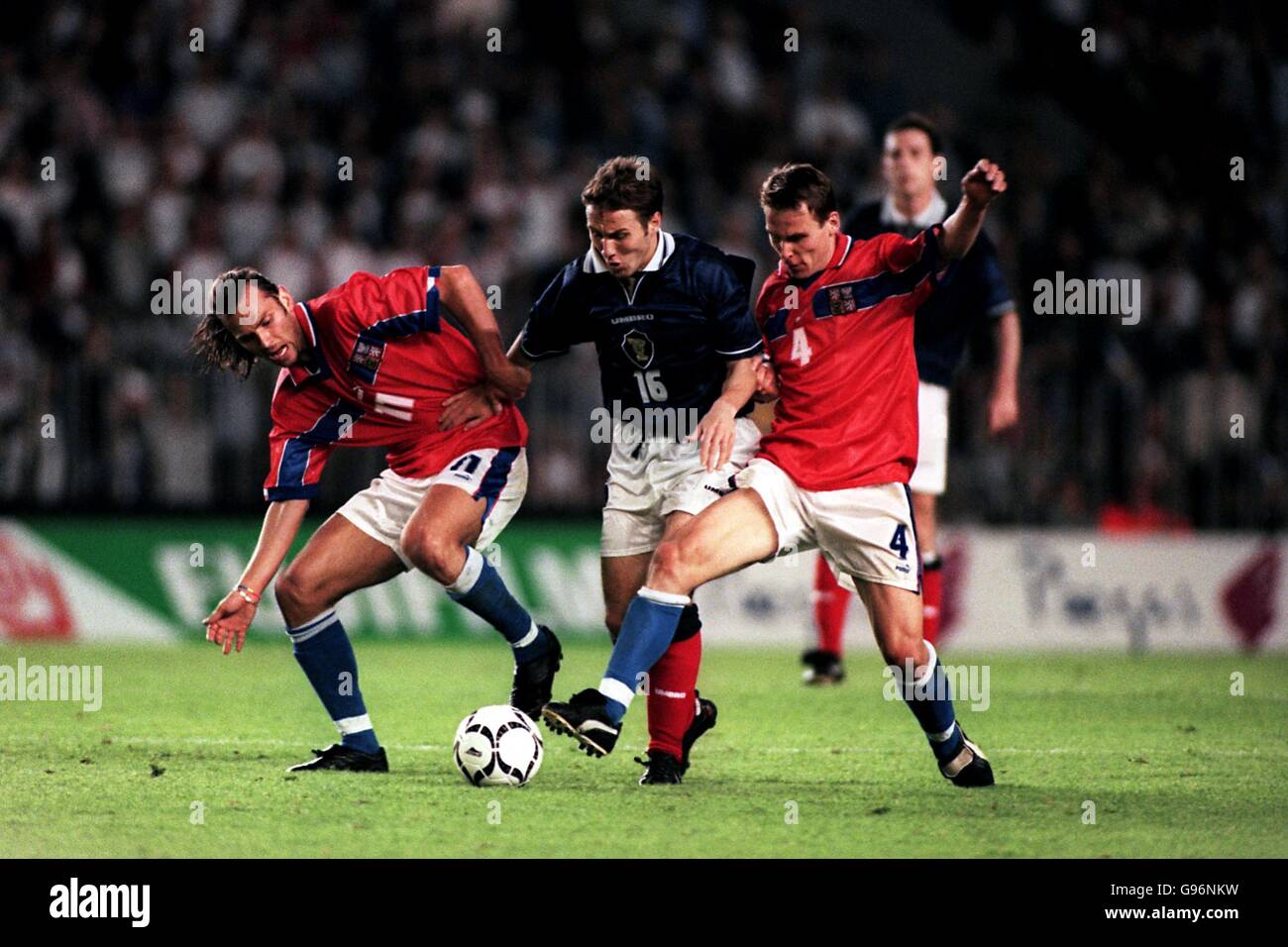 Football - Euro 2000 - Groupe qualificatif neuf - République tchèque v Ecosse Banque D'Images